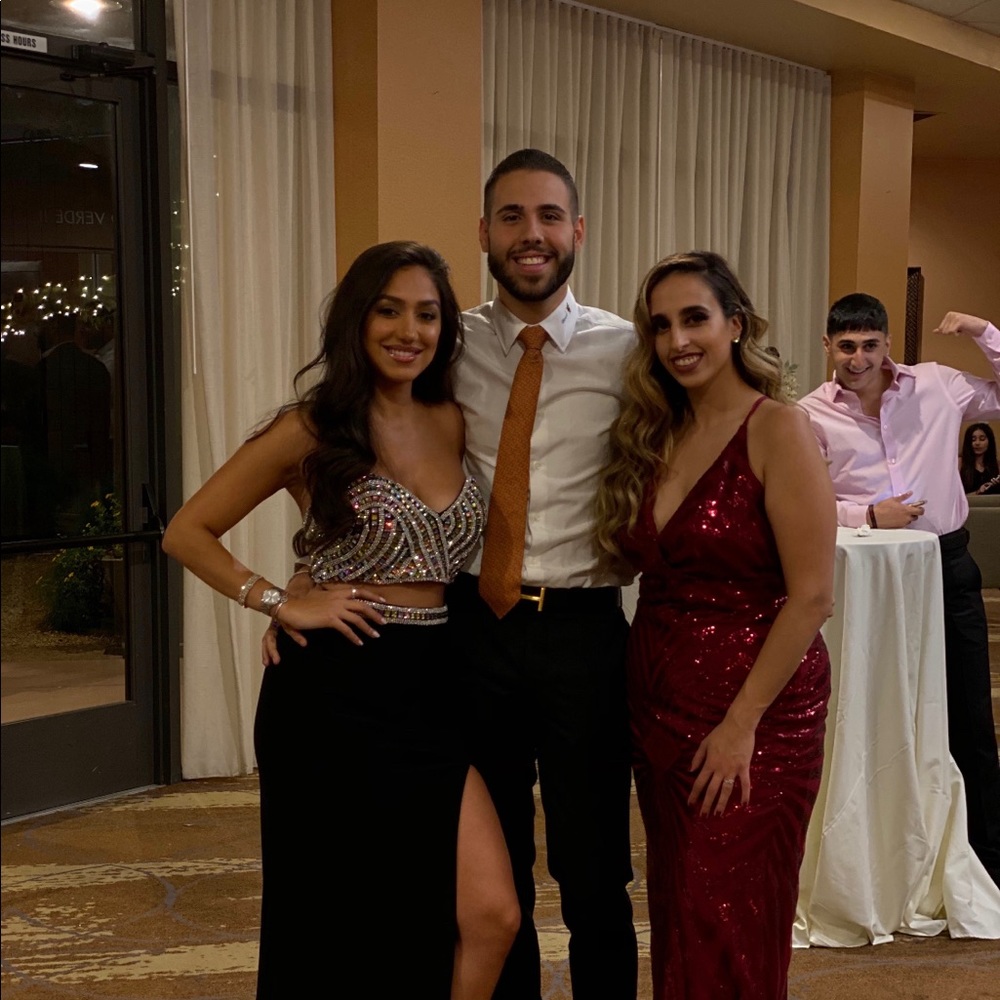 Dress - Picture 2 of 5